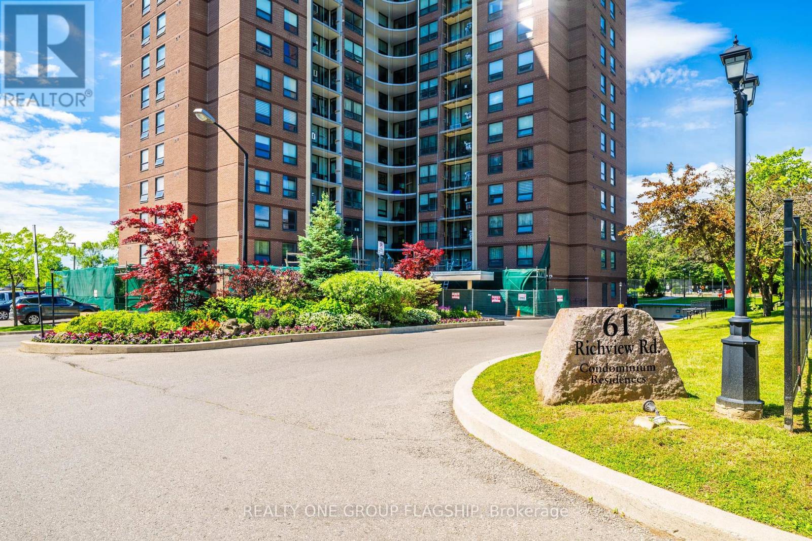1401 - 61 Richview Road, Toronto, Ontario  M9A 4M8 - Photo 2 - W13623916