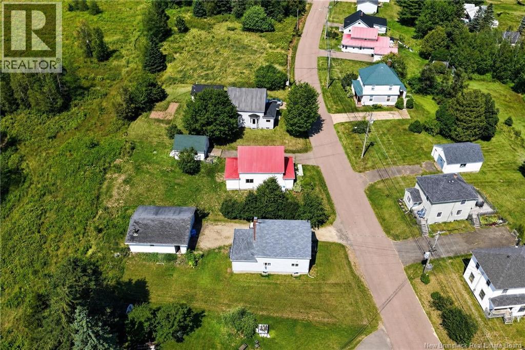 8 Kirk Street, Sackville, New Brunswick  E4L 3E6 - Photo 6 - NB145039