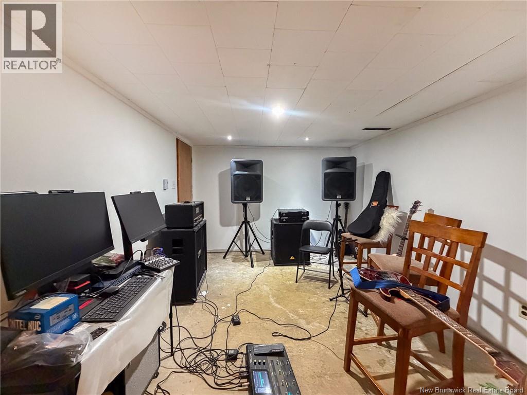 107 Sharkey Street, Woodstock, New Brunswick  E7M 2R1 - Photo 28 - NB144829