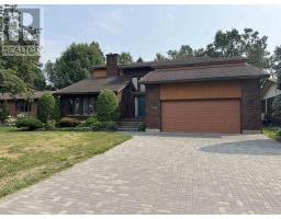 109 Greenview Lane, Sault Ste. Marie, Ontario