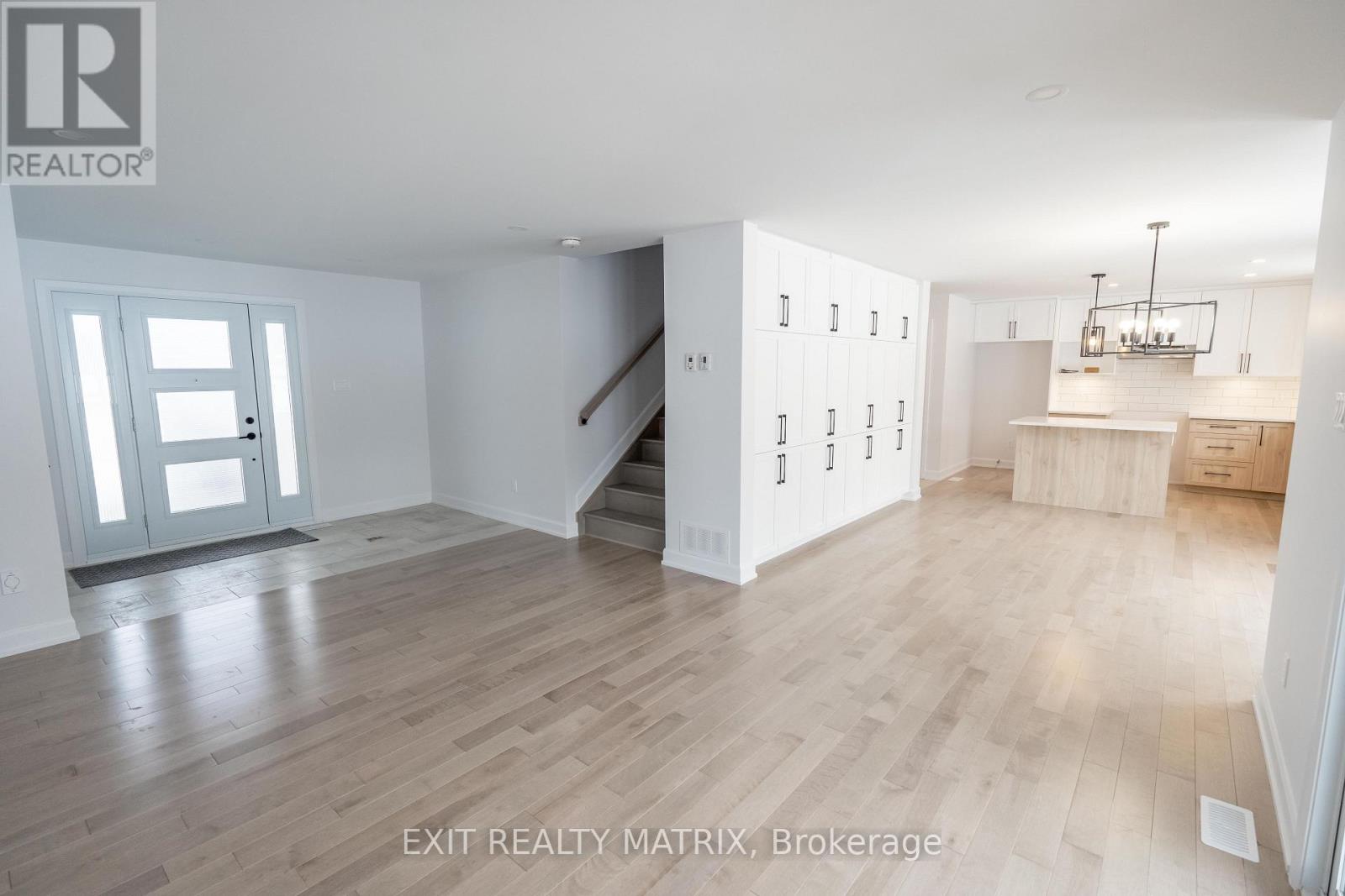 18 Glenco Road, South Stormont, Ontario  K0C 2A0 - Photo 2 - X13623970