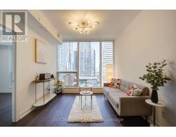 1605 - 15 MERCER STREET, Toronto, Ontario