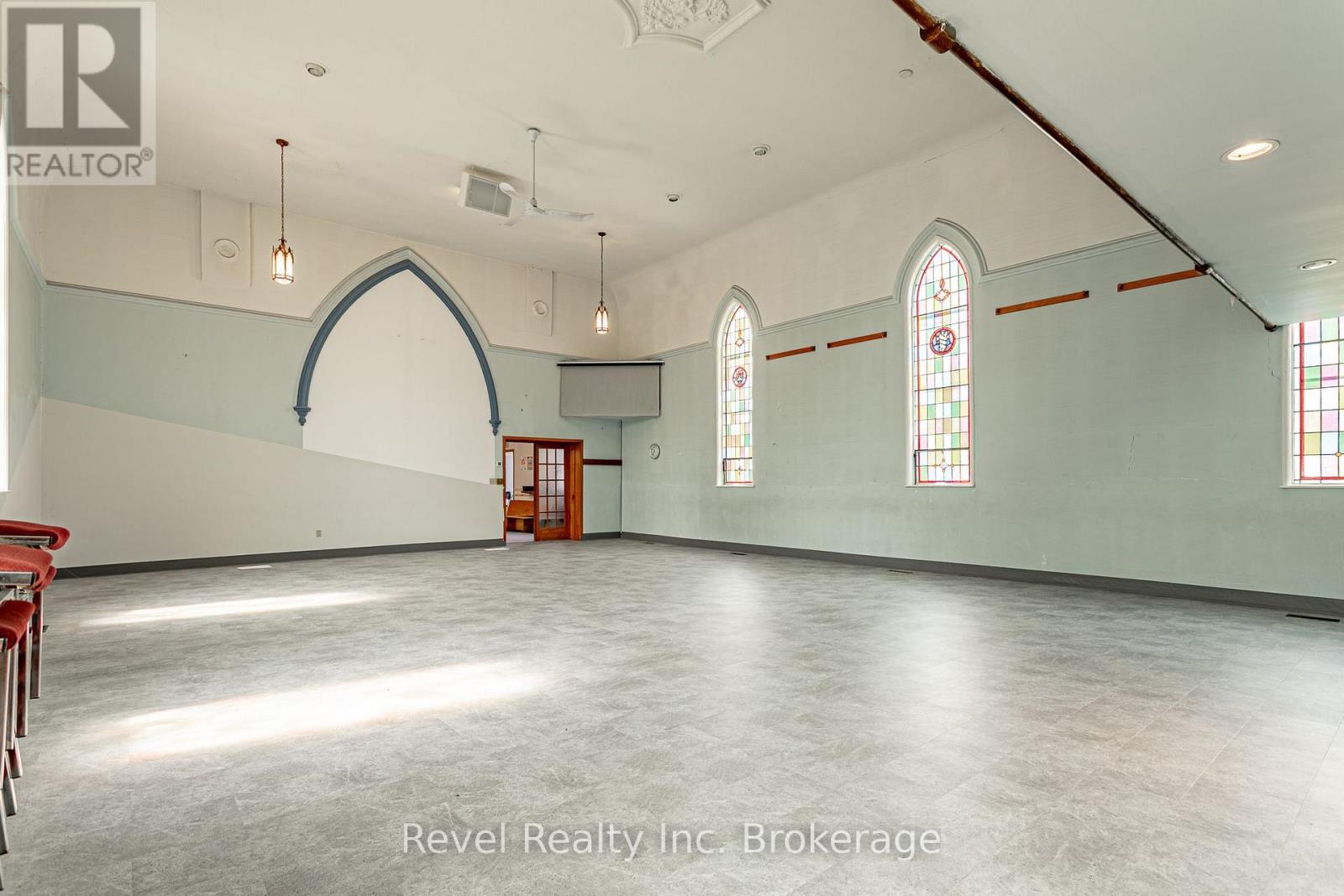 11 Vincent Street, East Zorra-Tavistock, Ontario  N0J 1M0 - Photo 6 - X13623952