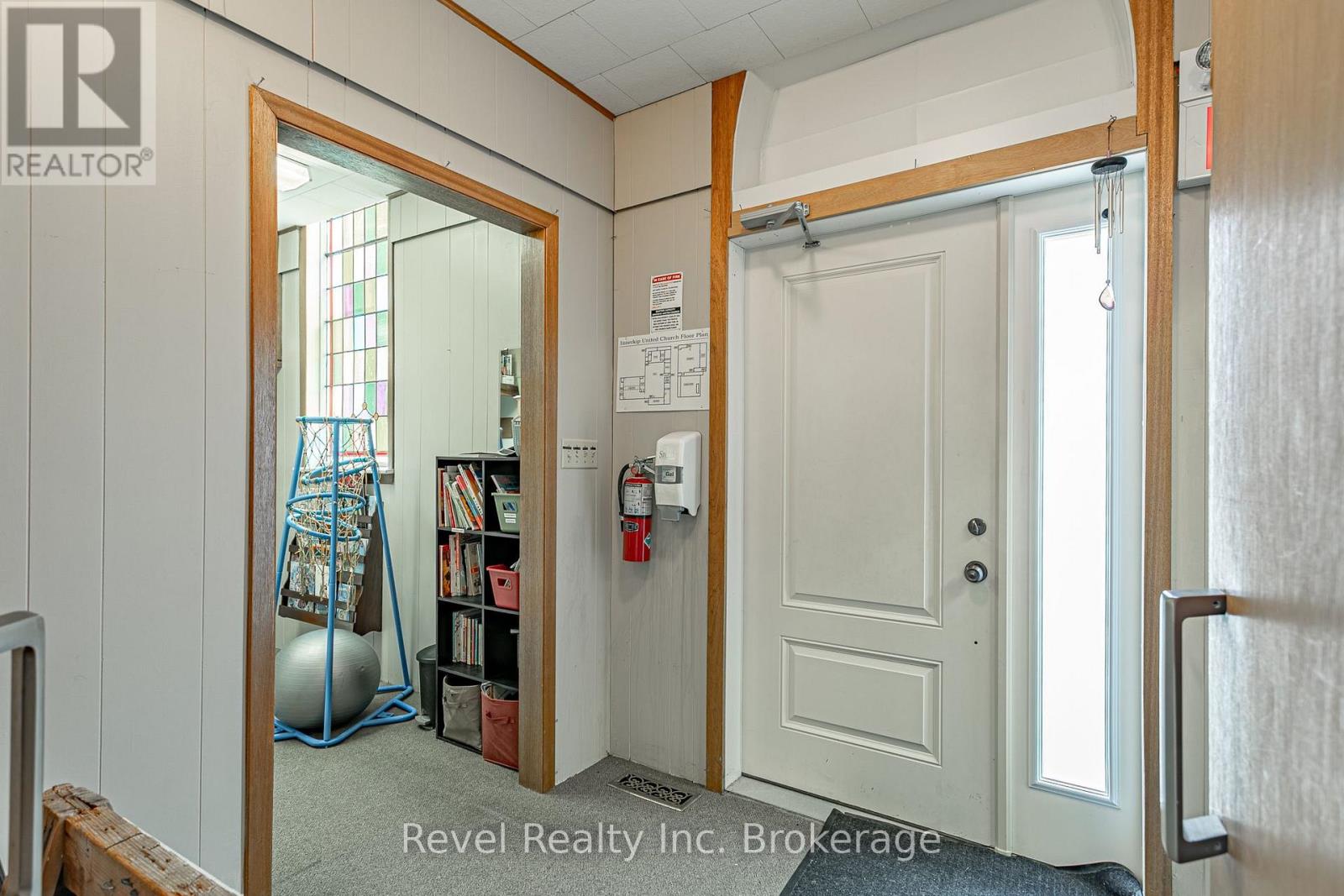 11 Vincent Street, East Zorra-Tavistock, Ontario  N0J 1M0 - Photo 7 - X13623952