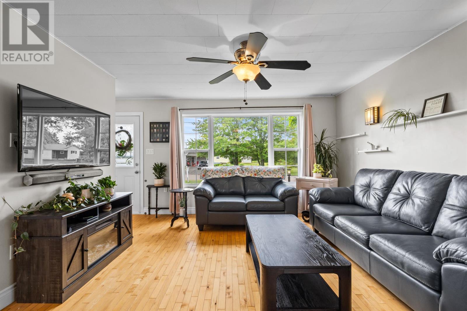 24 Gaul Road, Montague, Prince Edward Island  C0A 1R0 - Photo 8 - 202619025