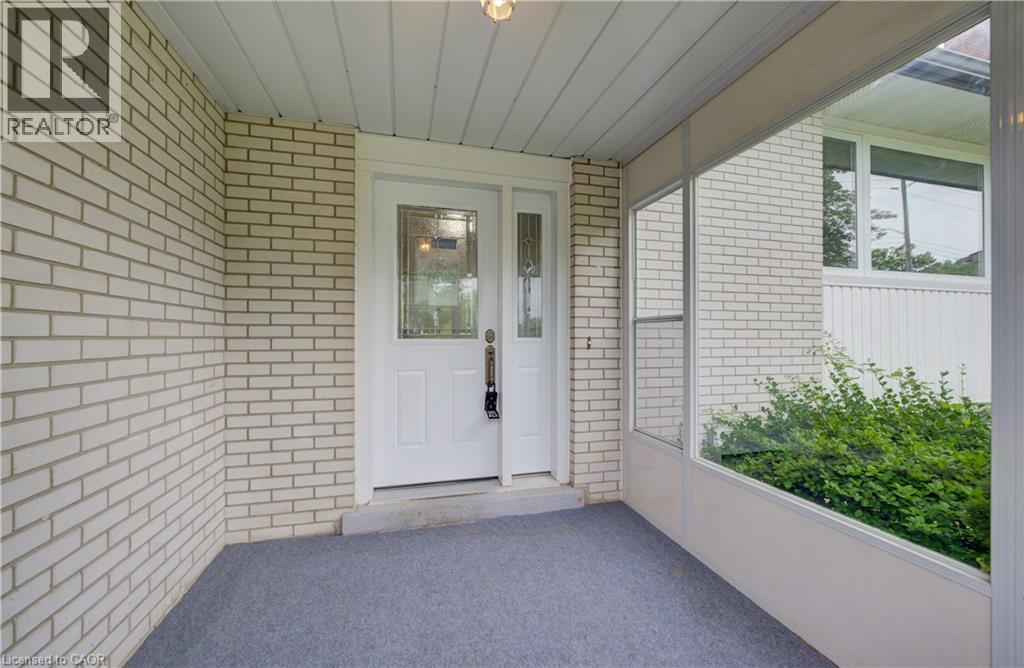 75 Balmoral Drive, Guelph, Ontario  N1E 3N7 - Photo 2 - 40851412