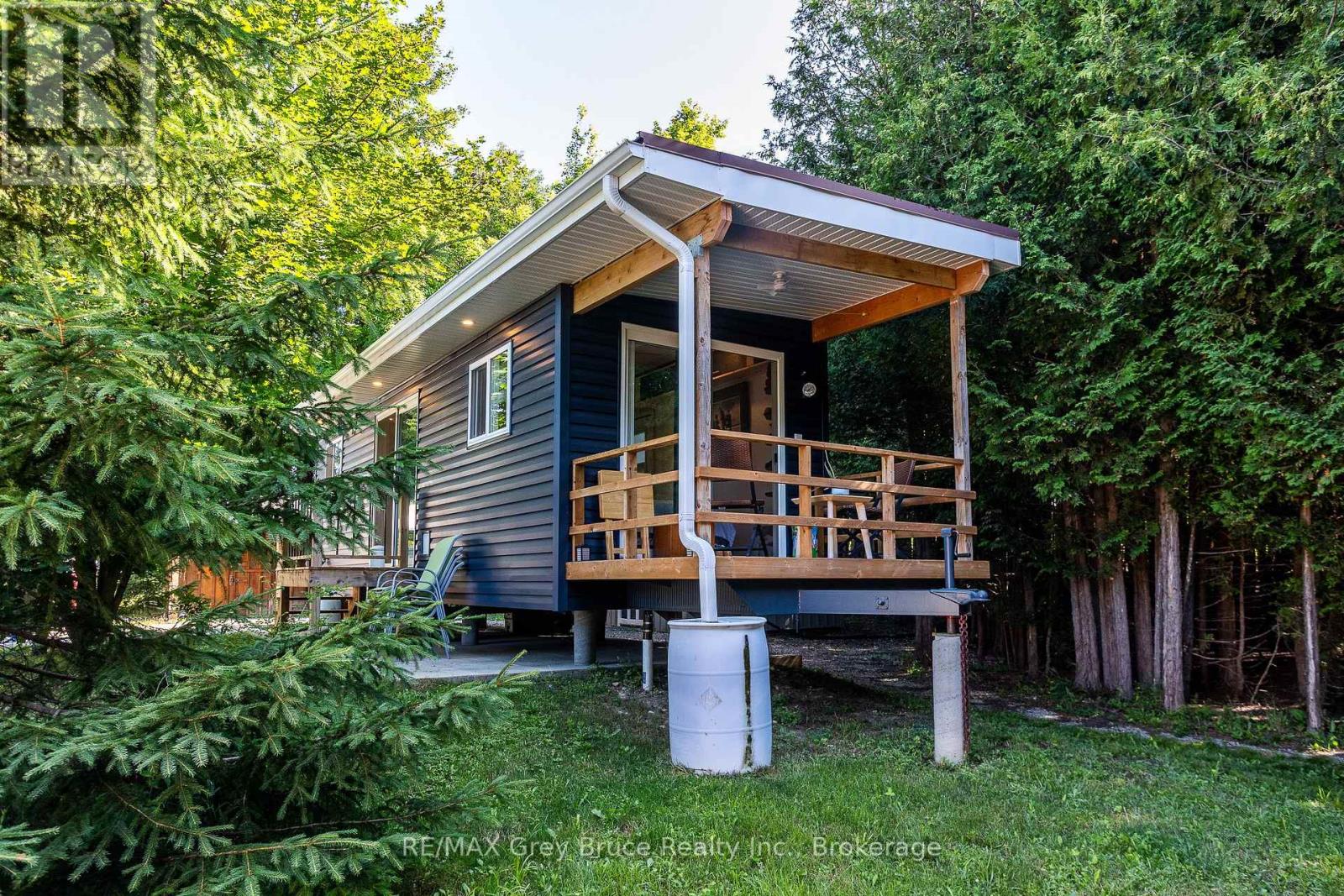 563878 Holland Glenelg Townline, West Grey, Ontario  N0C 1H0 - Photo 2 - X13623964