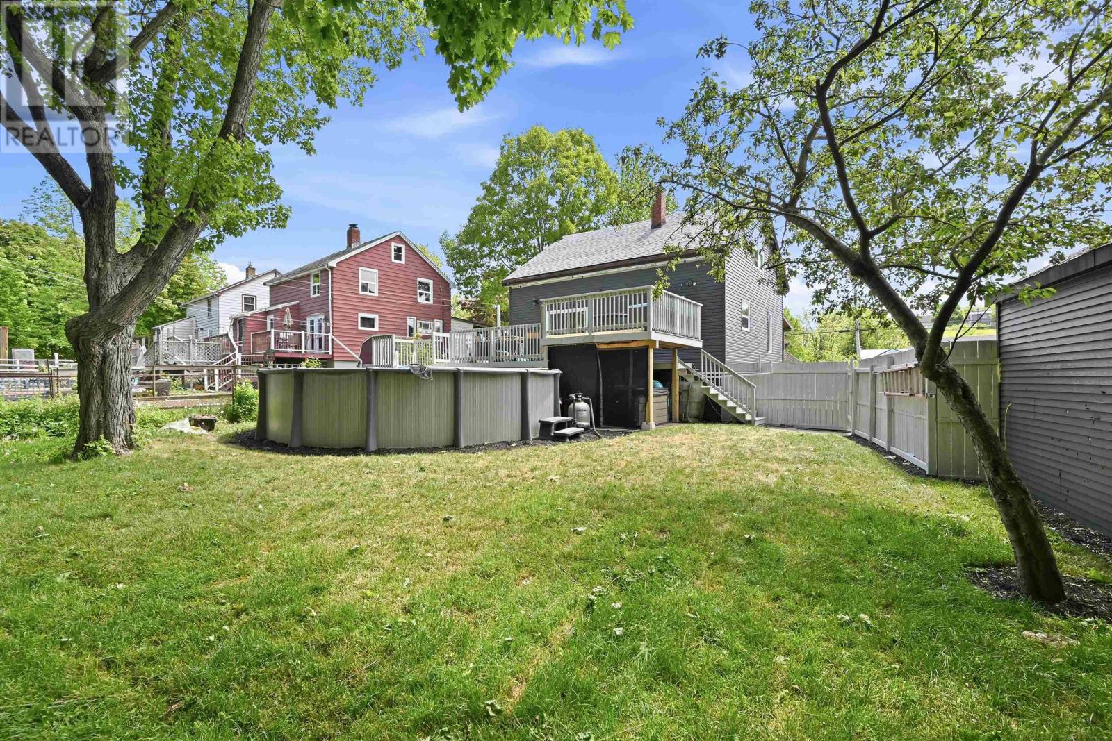 11 Fenwick Street, Dartmouth, Nova Scotia  B2Y 2J8 - Photo 45 - 202614245