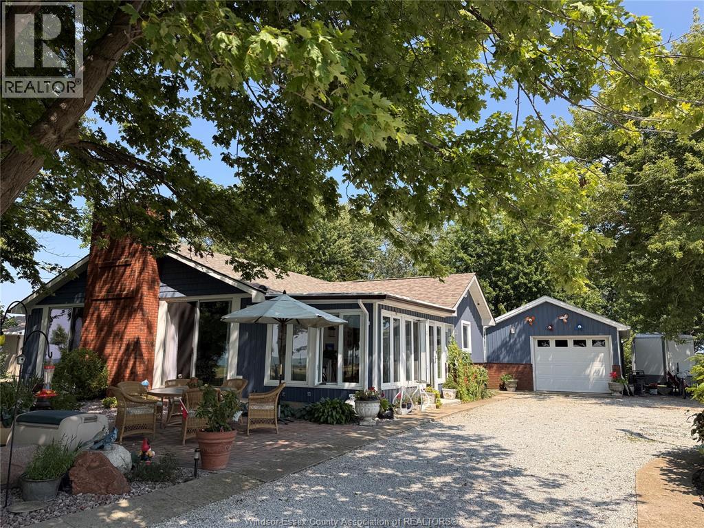 965 West Shore Road, Pelee Island, Ontario  N0R 1M0 - Photo 3 - 26018486