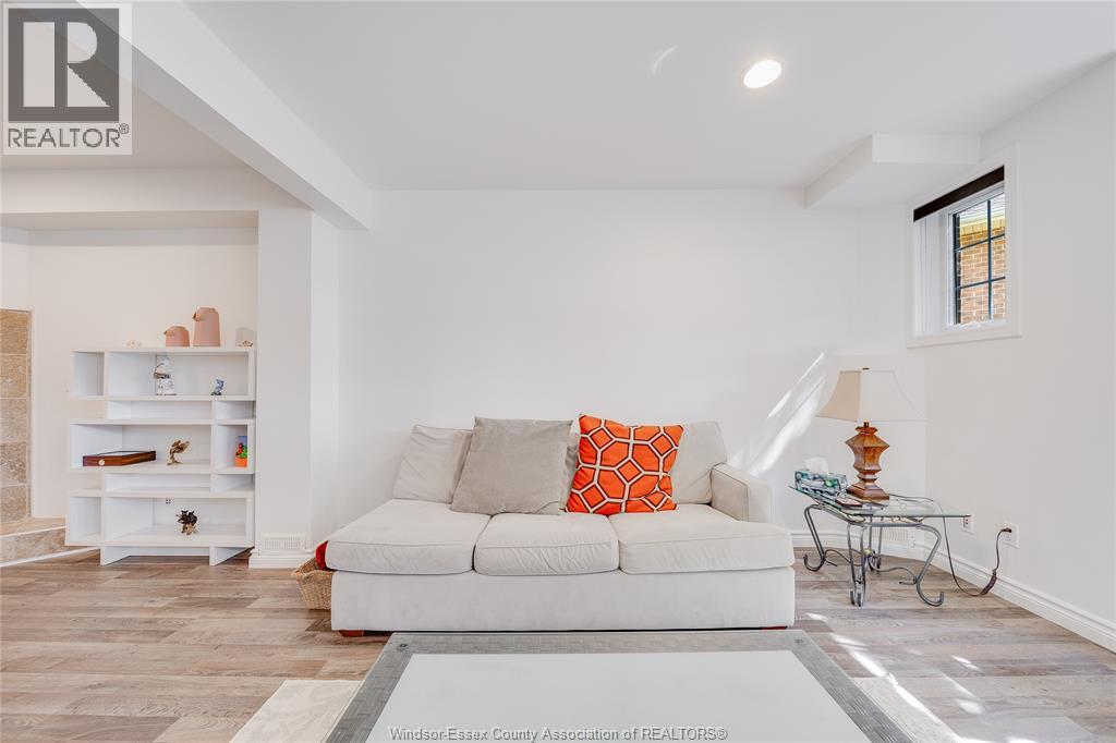 3857 Socrates Court, Windsor, Ontario  N9G 2P2 - Photo 45 - 26018372
