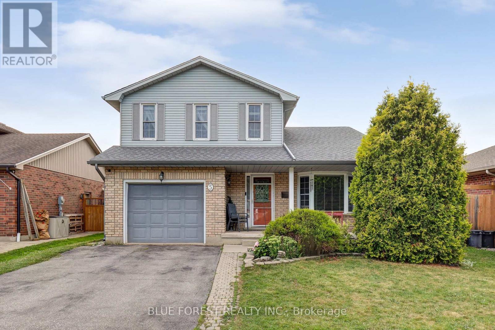 5 Bonaparte Lane, London East, Ontario  N5V 4B1 - Photo 1 - X13624076