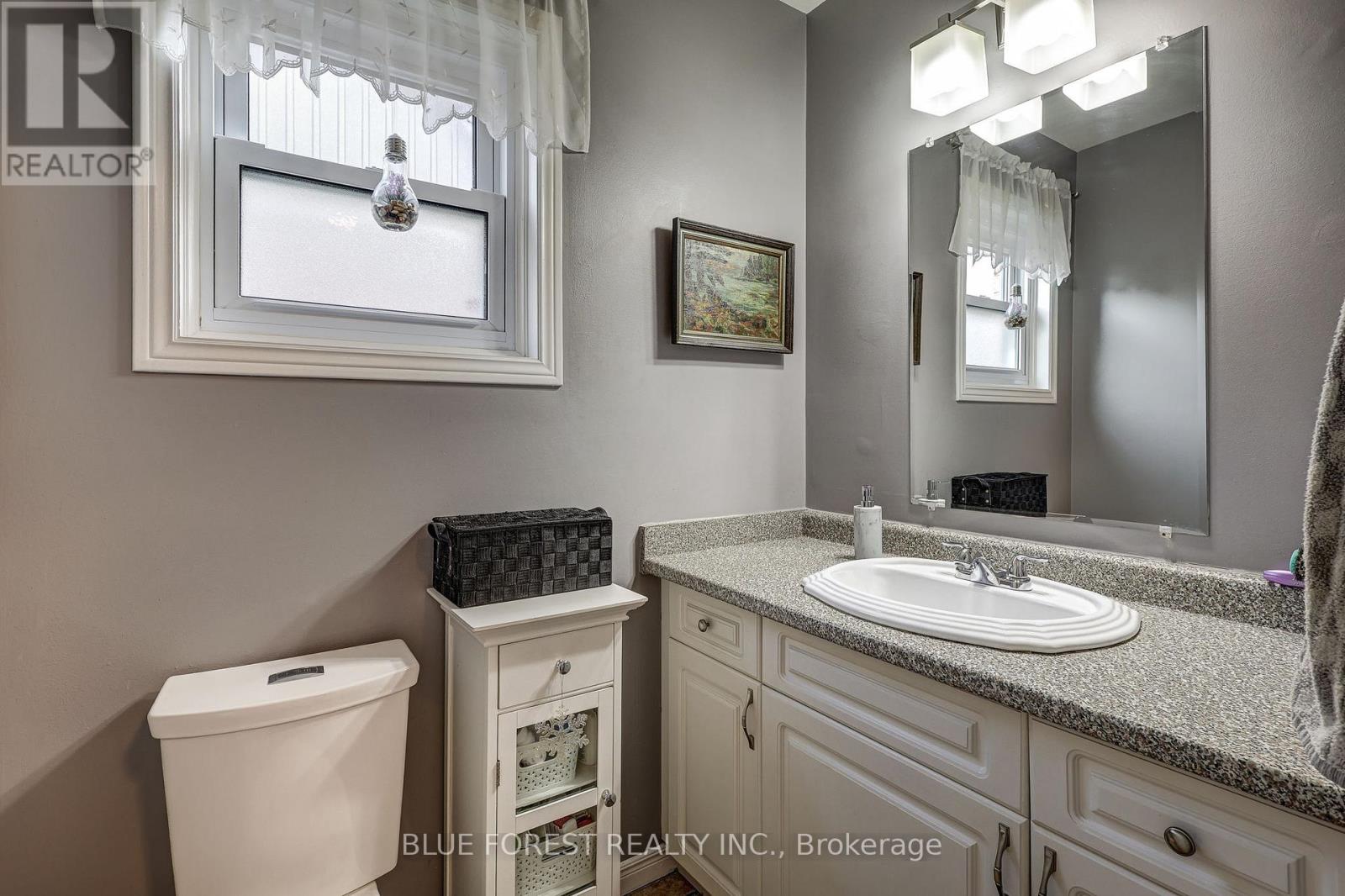 5 Bonaparte Lane, London East, Ontario  N5V 4B1 - Photo 14 - X13624076