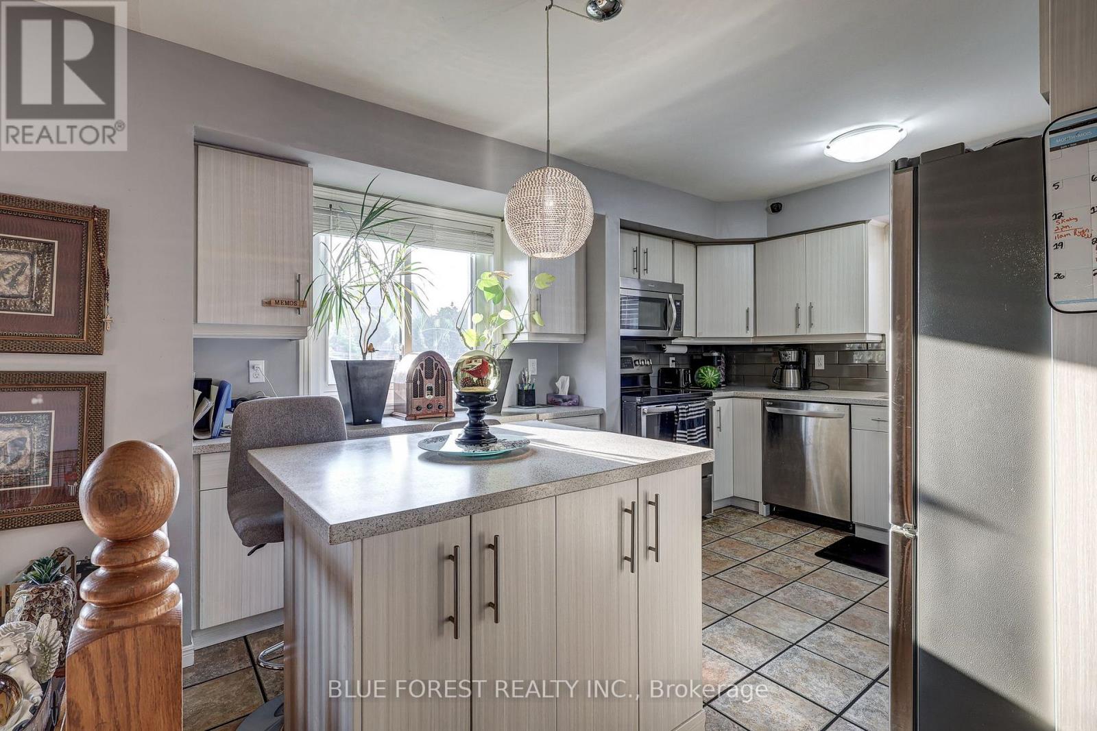 5 Bonaparte Lane, London East, Ontario  N5V 4B1 - Photo 18 - X13624076
