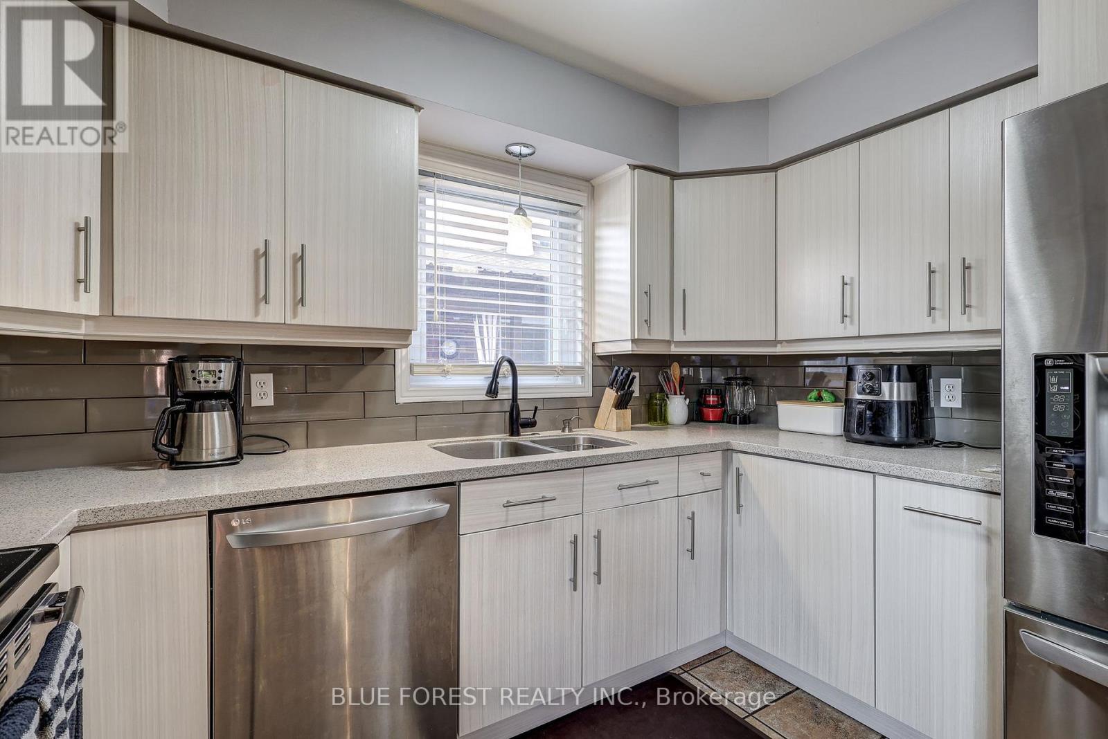 5 Bonaparte Lane, London East, Ontario  N5V 4B1 - Photo 22 - X13624076
