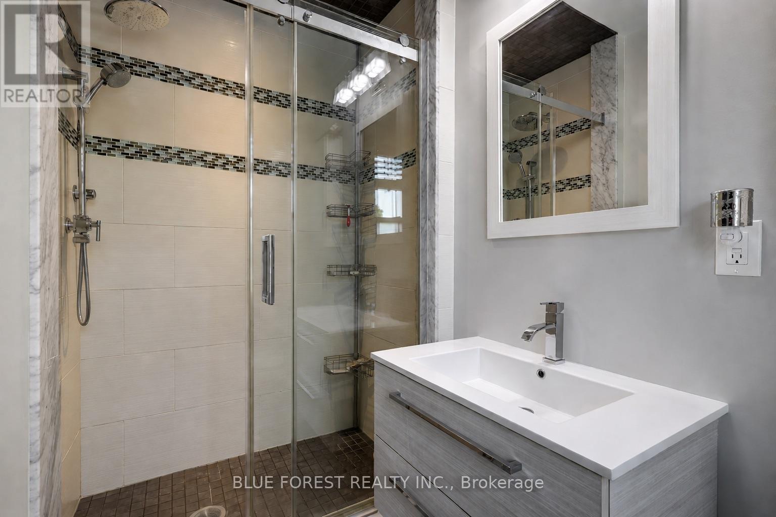 5 Bonaparte Lane, London East, Ontario  N5V 4B1 - Photo 34 - X13624076