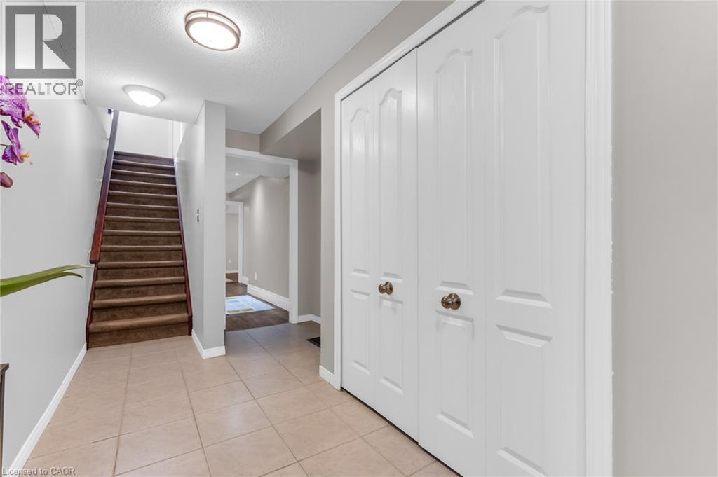 7 Southside Place Unit# 16, Hamilton, Ontario  L9C 7W6 - Photo 5 - 40849836