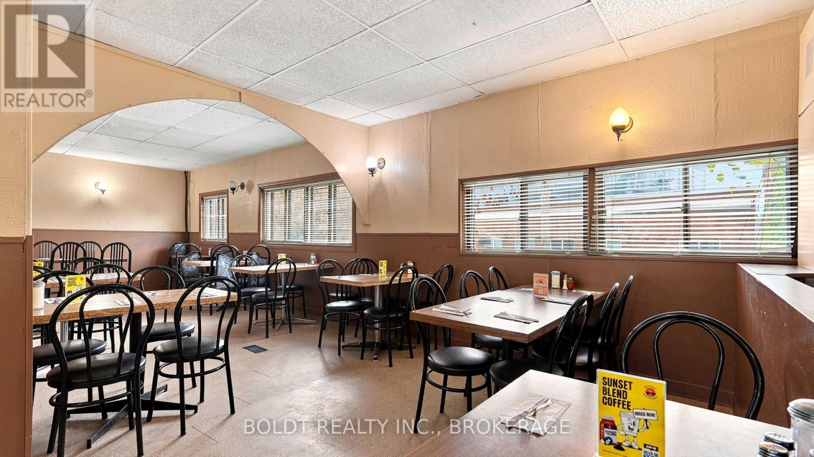 180 St. Paul Street W, St. Catharines, Ontario  L2R 3M2 - Photo 19 - X13623986