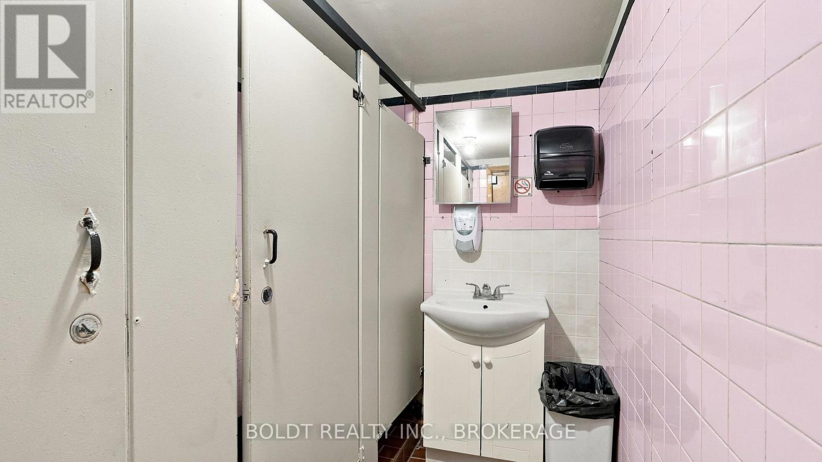 180 St. Paul Street W, St. Catharines, Ontario  L2R 3M2 - Photo 29 - X13623986