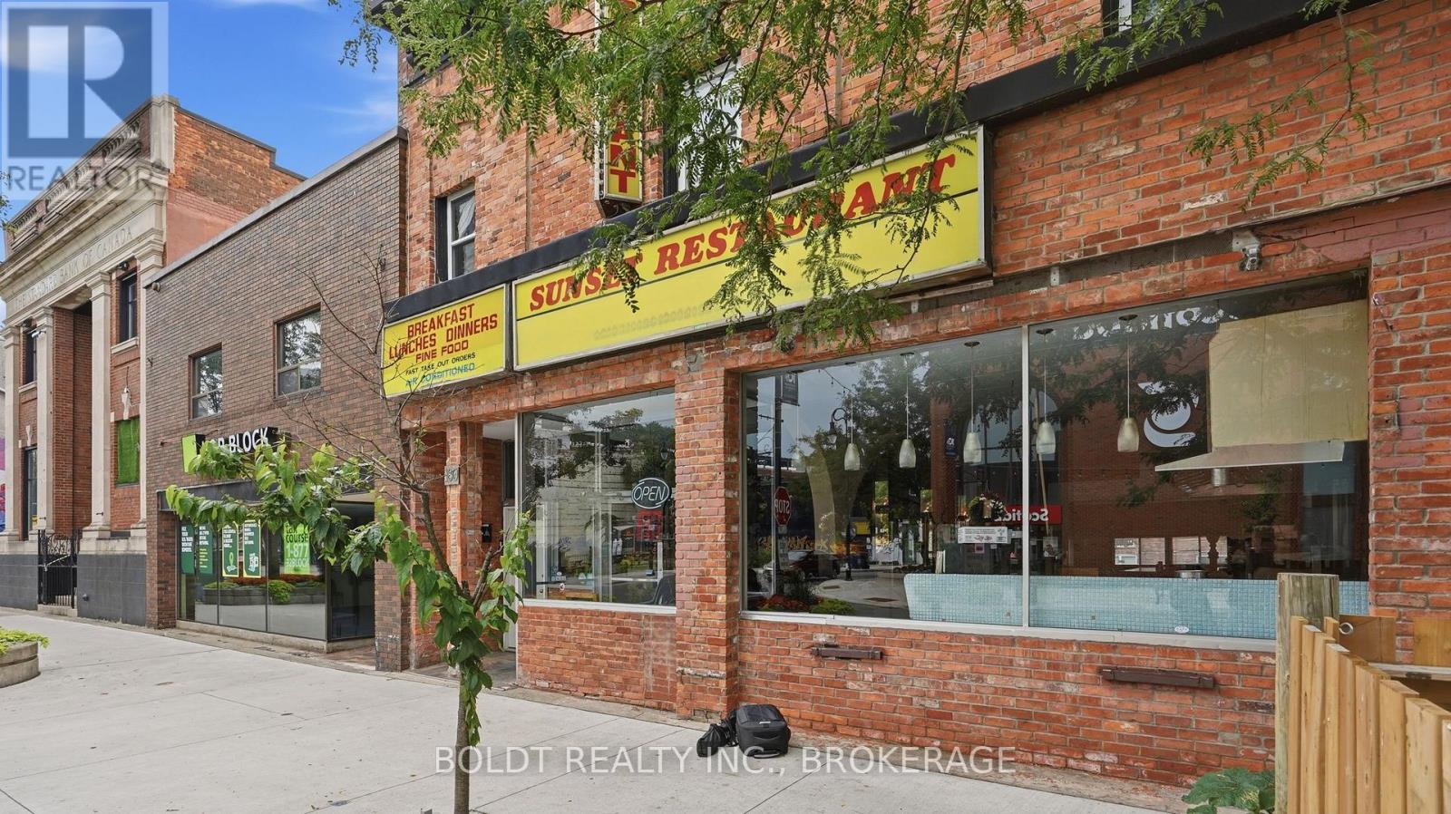 180 St. Paul Street W, St. Catharines, Ontario  L2R 3M2 - Photo 3 - X13623986