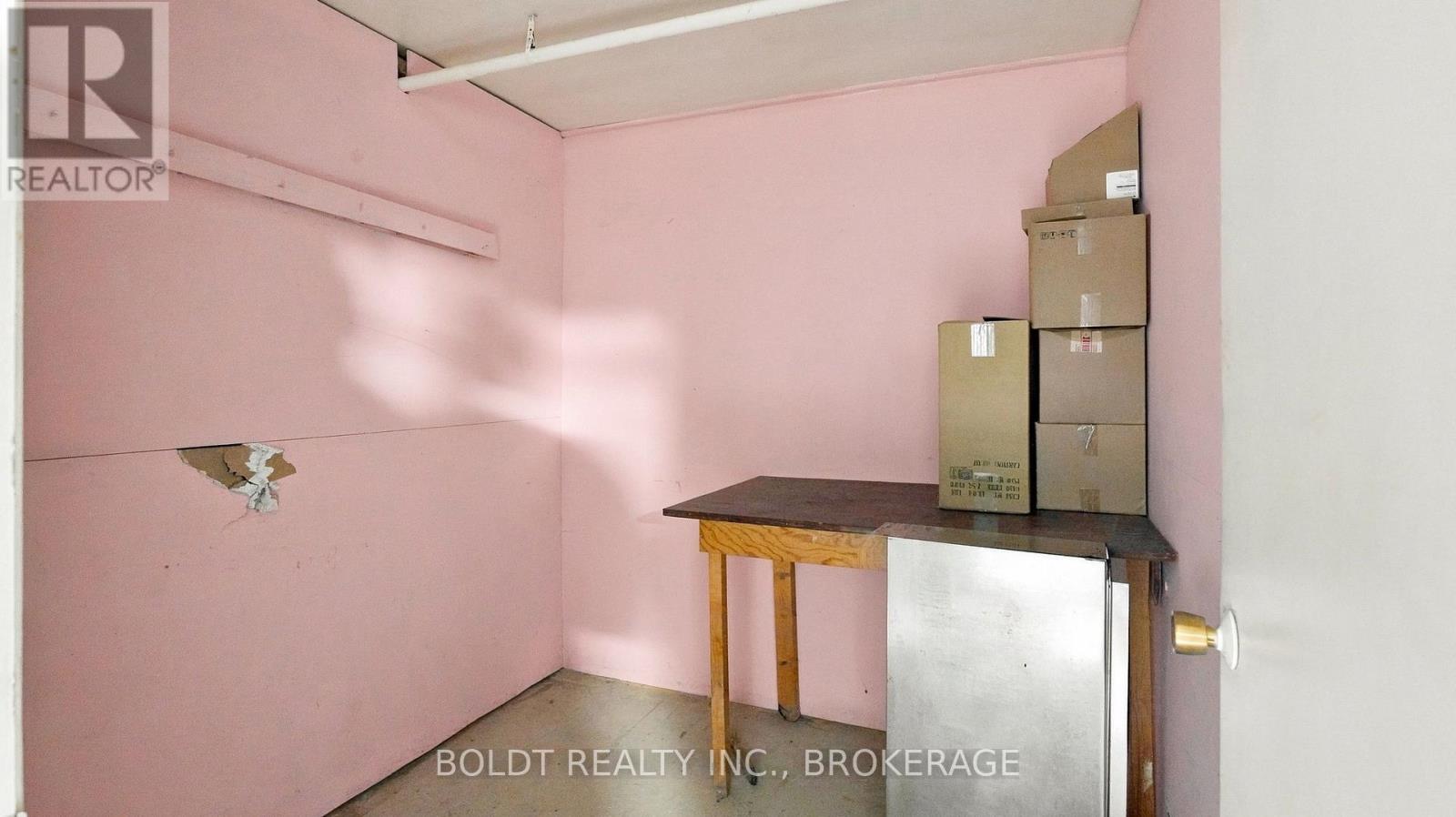 180 St. Paul Street W, St. Catharines, Ontario  L2R 3M2 - Photo 32 - X13623986