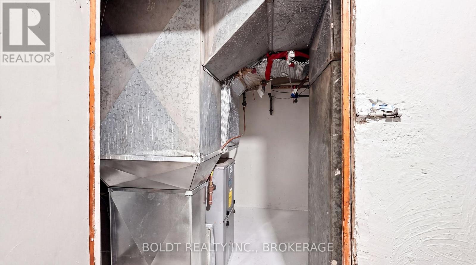 180 St. Paul Street W, St. Catharines, Ontario  L2R 3M2 - Photo 33 - X13623986
