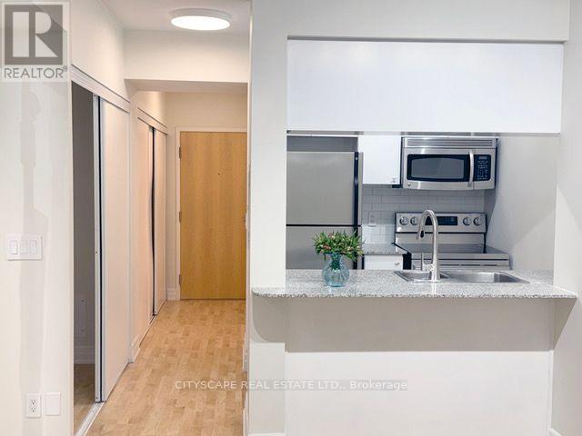1108 - 8 Scollard Street, Toronto, Ontario  M5R 1M2 - Photo 10 - C13624086