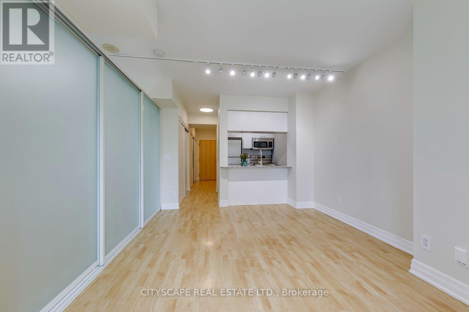 1108 - 8 Scollard Street, Toronto, Ontario  M5R 1M2 - Photo 7 - C13624086