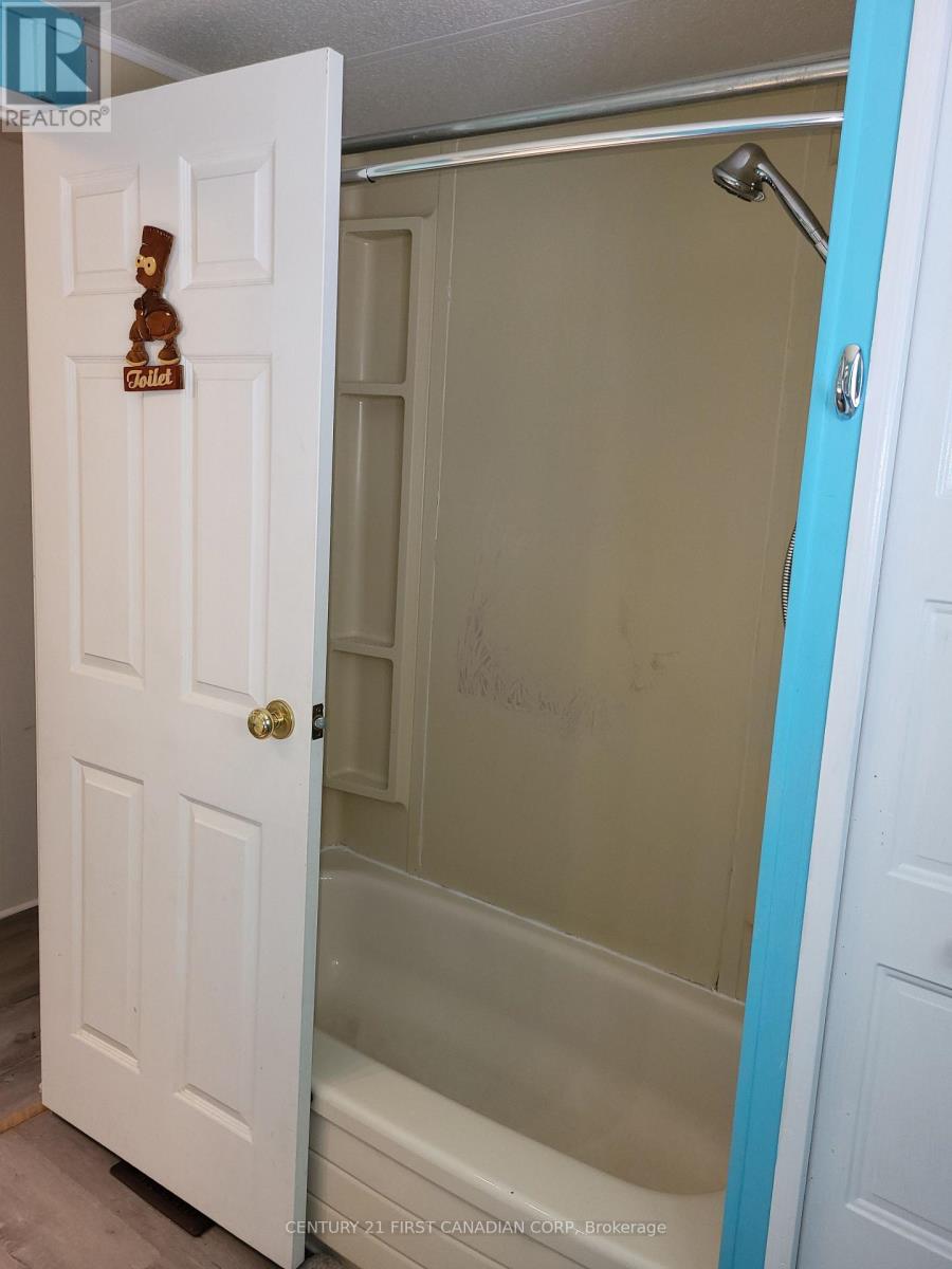 72599 Stanley Street, Bluewater, Ontario  N0M 2T0 - Photo 28 - X13224710