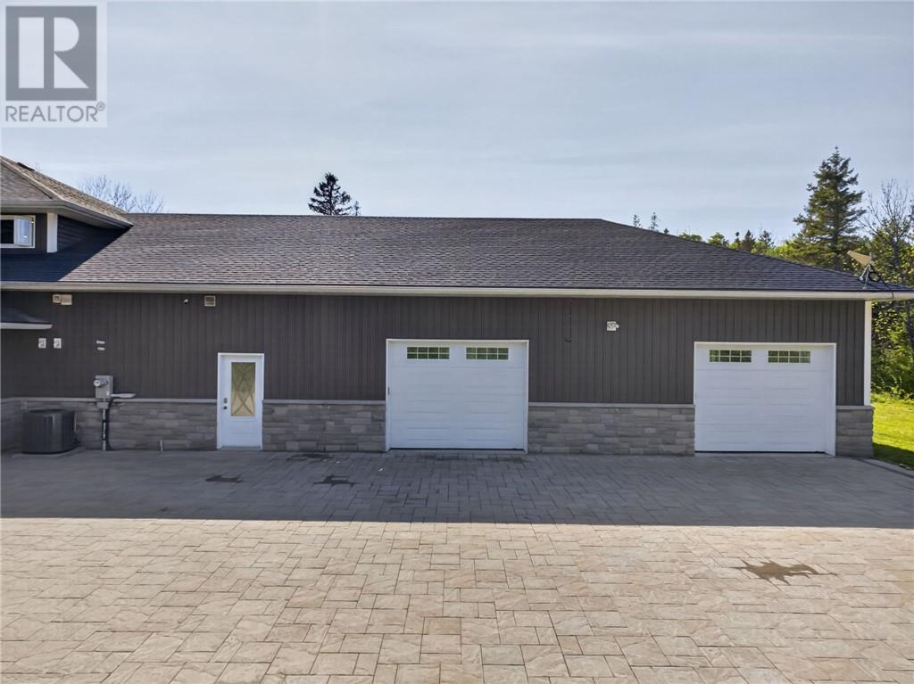 5381 Desmarais, Sudbury, Ontario  P3P 1R7 - Photo 47 - 2129570