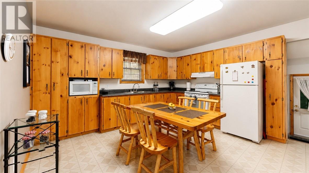 20612 Hwy 540, Manitoulin Island, Ontario    - Photo 48 - 2129239
