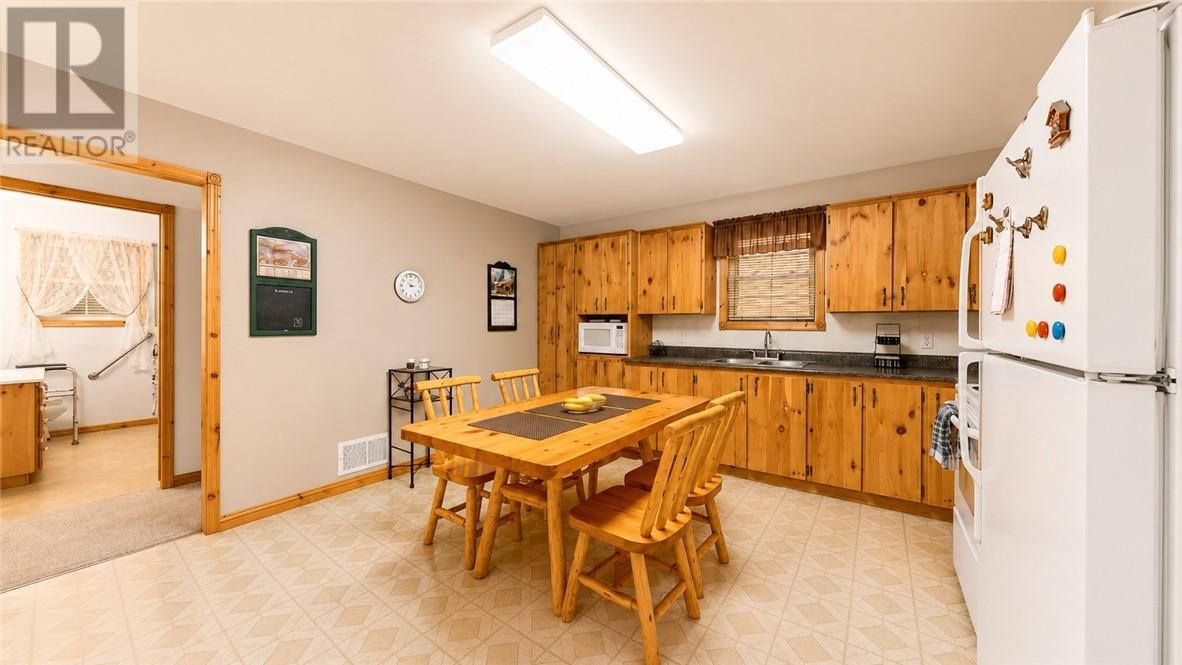 20612 Hwy 540, Manitoulin Island, Ontario    - Photo 52 - 2129239