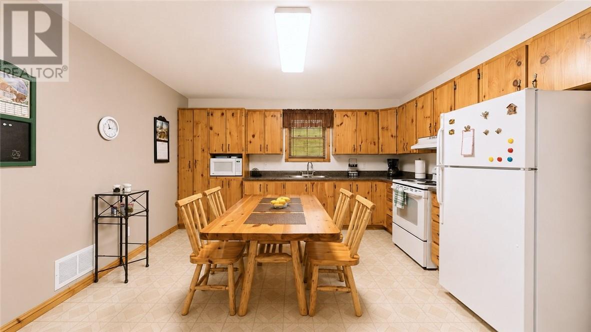 20612 Hwy 540, Manitoulin Island, Ontario    - Photo 53 - 2129239