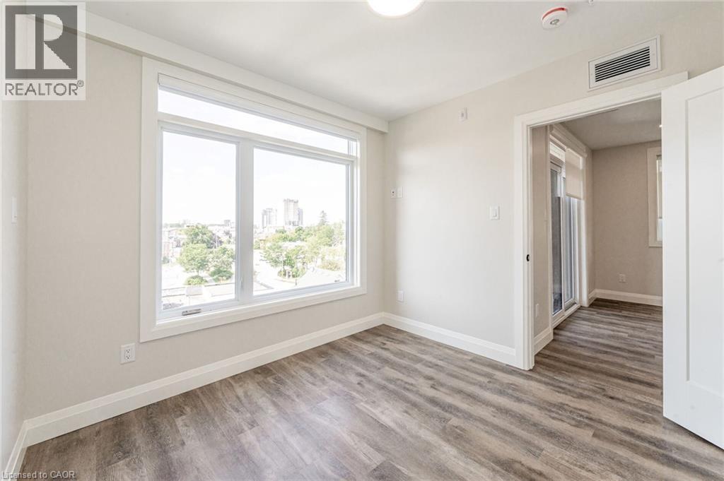 72 Erb Street E Unit# 103, Waterloo, Ontario  N2J 1L8 - Photo 8 - 40852495