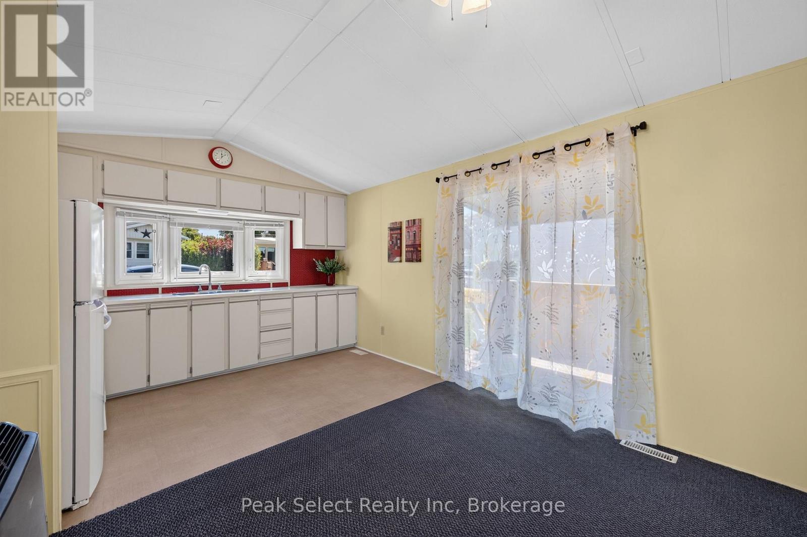 205 - 198 Springbank Drive, London South, Ontario  N6J 1G1 - Photo 11 - X13624032