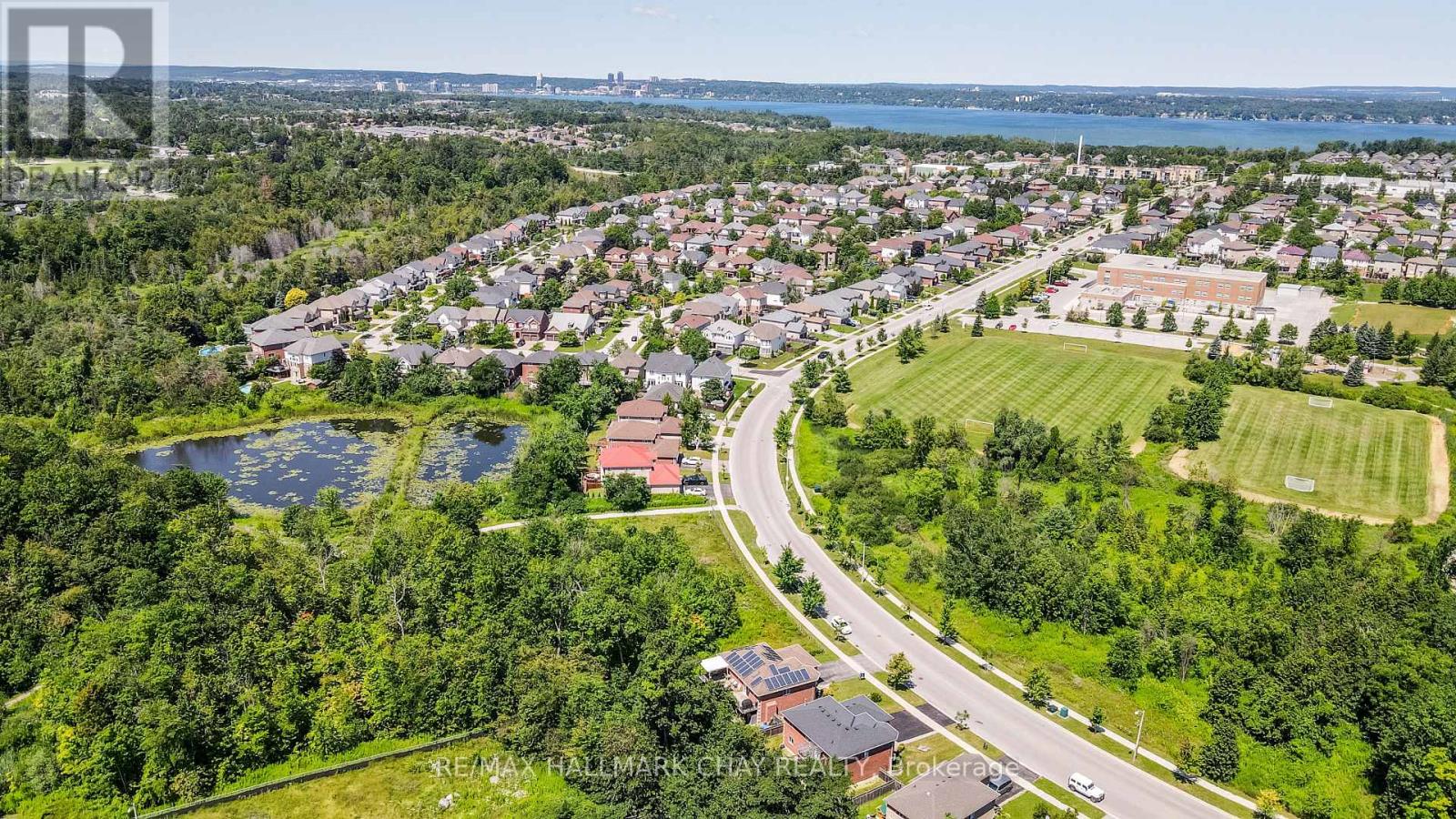 94 Sandringham Drive, Barrie, Ontario  L4M 7J5 - Photo 21 - S13624004