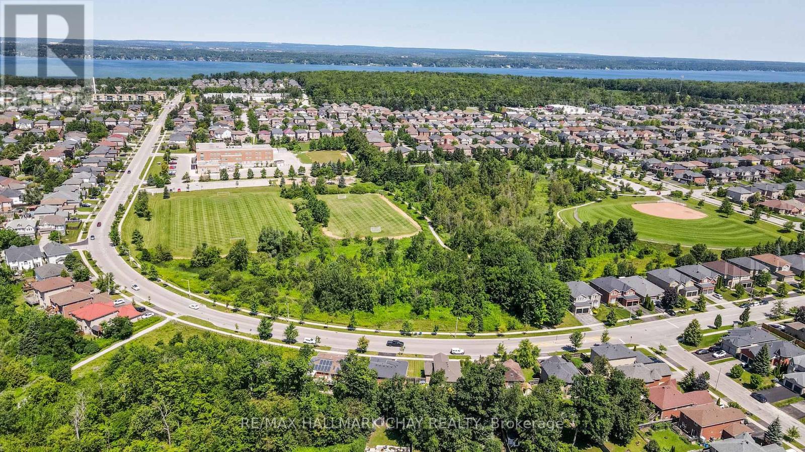 94 Sandringham Drive, Barrie, Ontario  L4M 7J5 - Photo 23 - S13624004