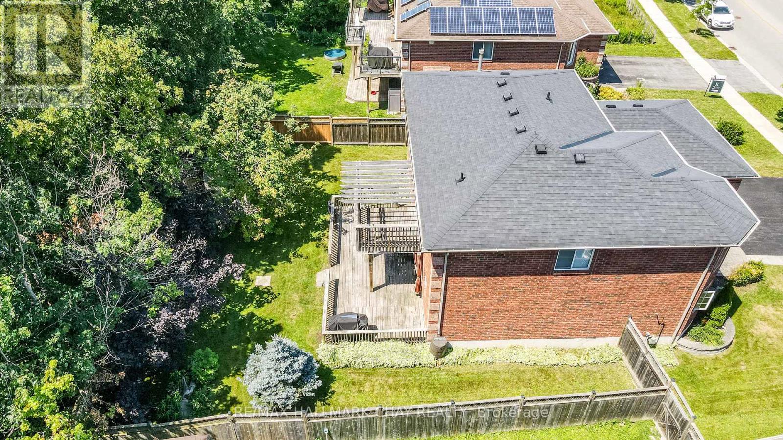 94 Sandringham Drive, Barrie, Ontario  L4M 7J5 - Photo 35 - S13624004