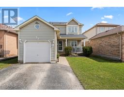 52 MOIR CRESCENT, Barrie, Ontario