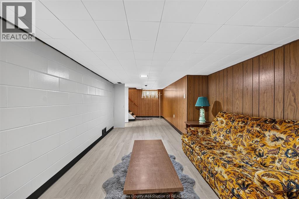 2333 Chilver, Windsor, Ontario  N8W 2V6 - Photo 27 - 26018500