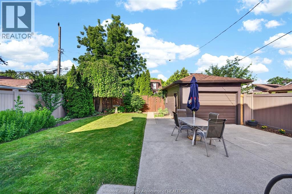 2333 Chilver, Windsor, Ontario  N8W 2V6 - Photo 33 - 26018500