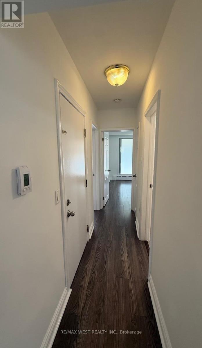 2 - 108 Kirknewton Road, Toronto, Ontario  M6E 3Y2 - Photo 12 - W13624022