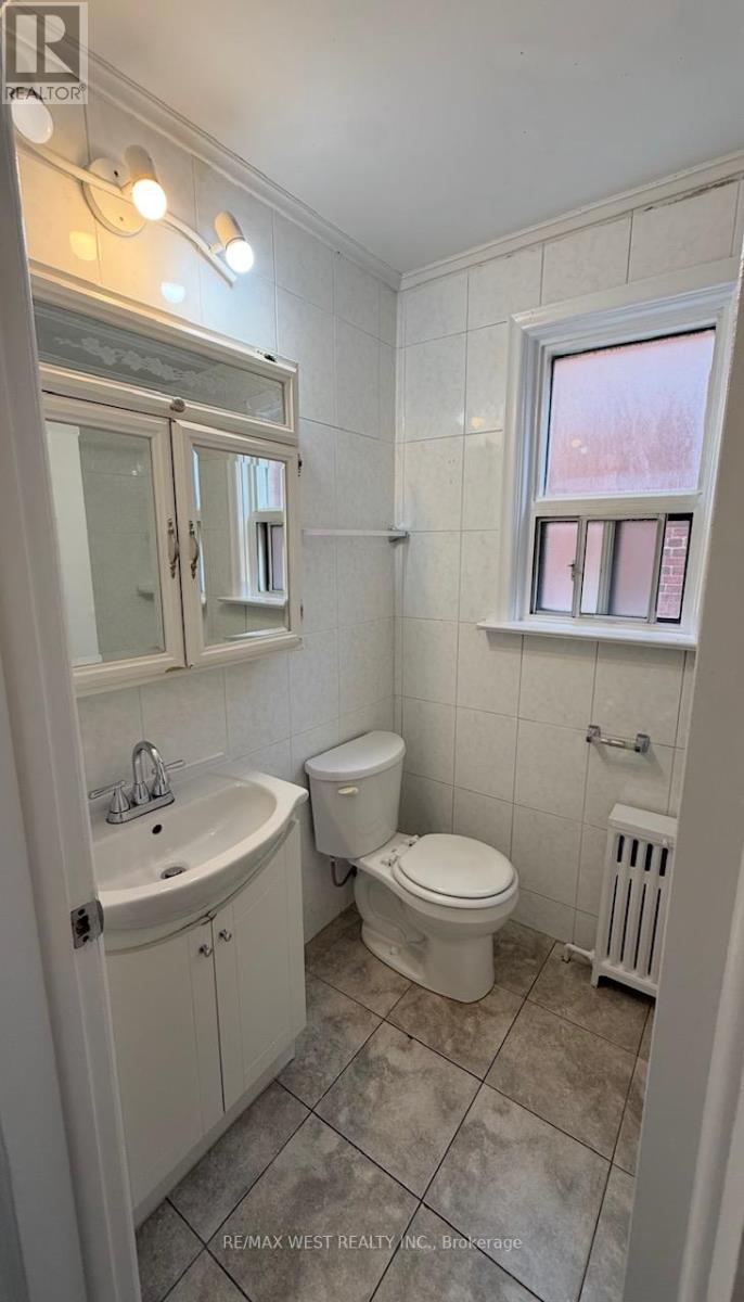 2 - 108 Kirknewton Road, Toronto, Ontario  M6E 3Y2 - Photo 20 - W13624022