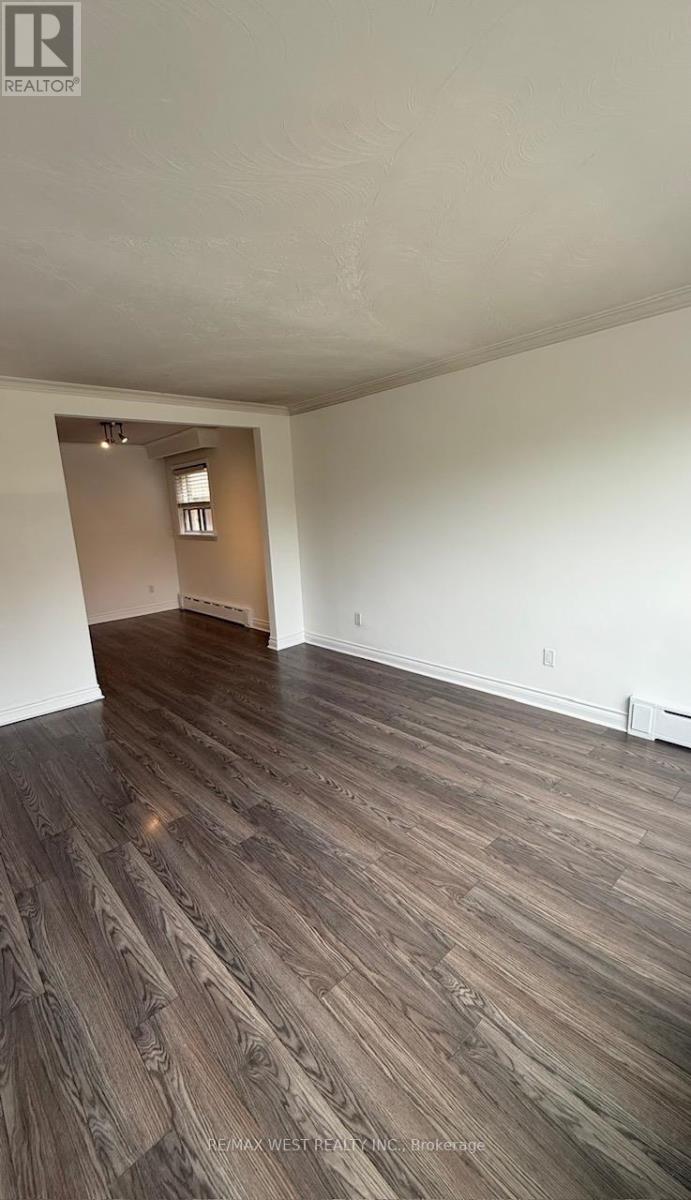 2 - 108 Kirknewton Road, Toronto, Ontario  M6E 3Y2 - Photo 4 - W13624022