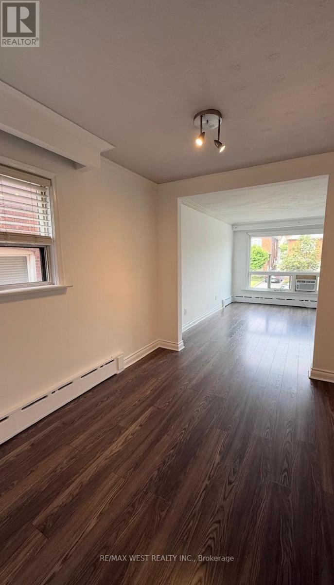 2 - 108 Kirknewton Road, Toronto, Ontario  M6E 3Y2 - Photo 5 - W13624022