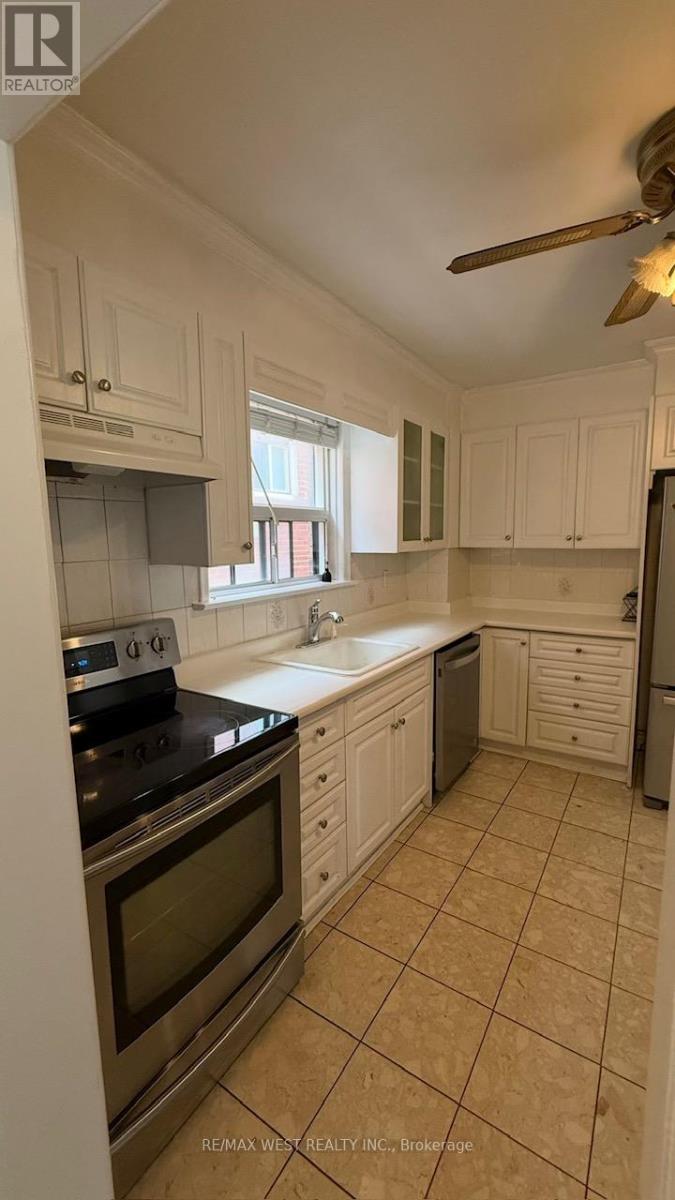 2 - 108 Kirknewton Road, Toronto, Ontario  M6E 3Y2 - Photo 9 - W13624022