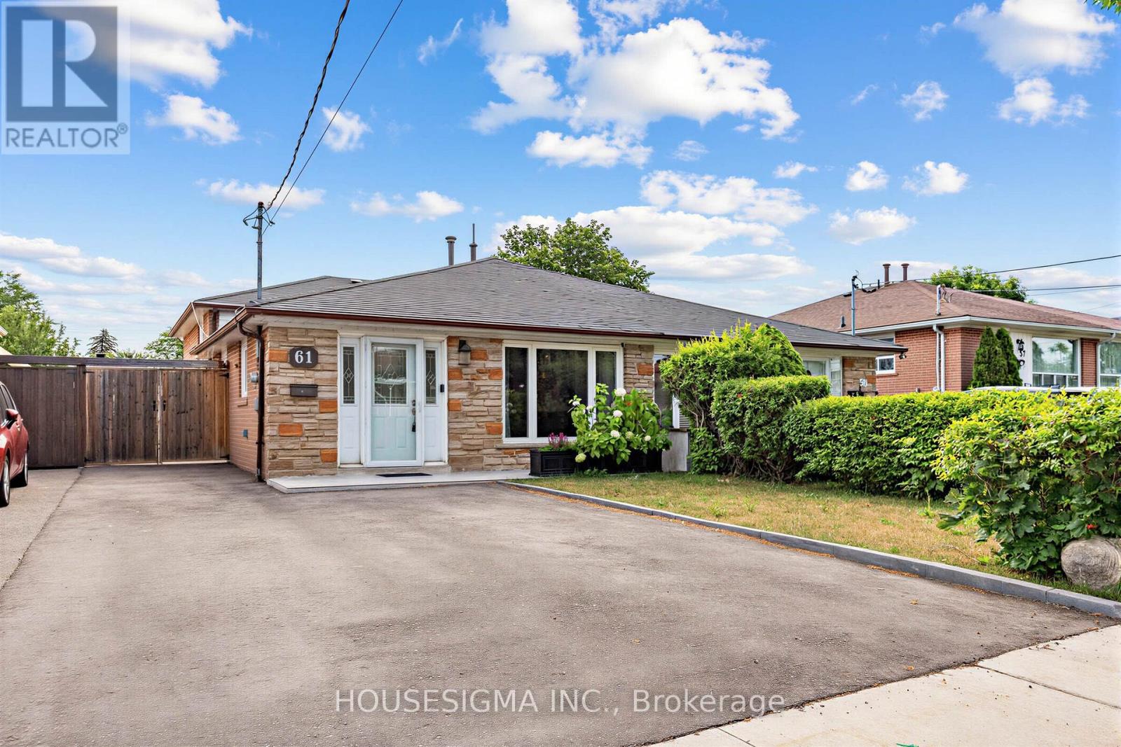 61 RUTHMAR CRESCENT, Toronto, Ontario