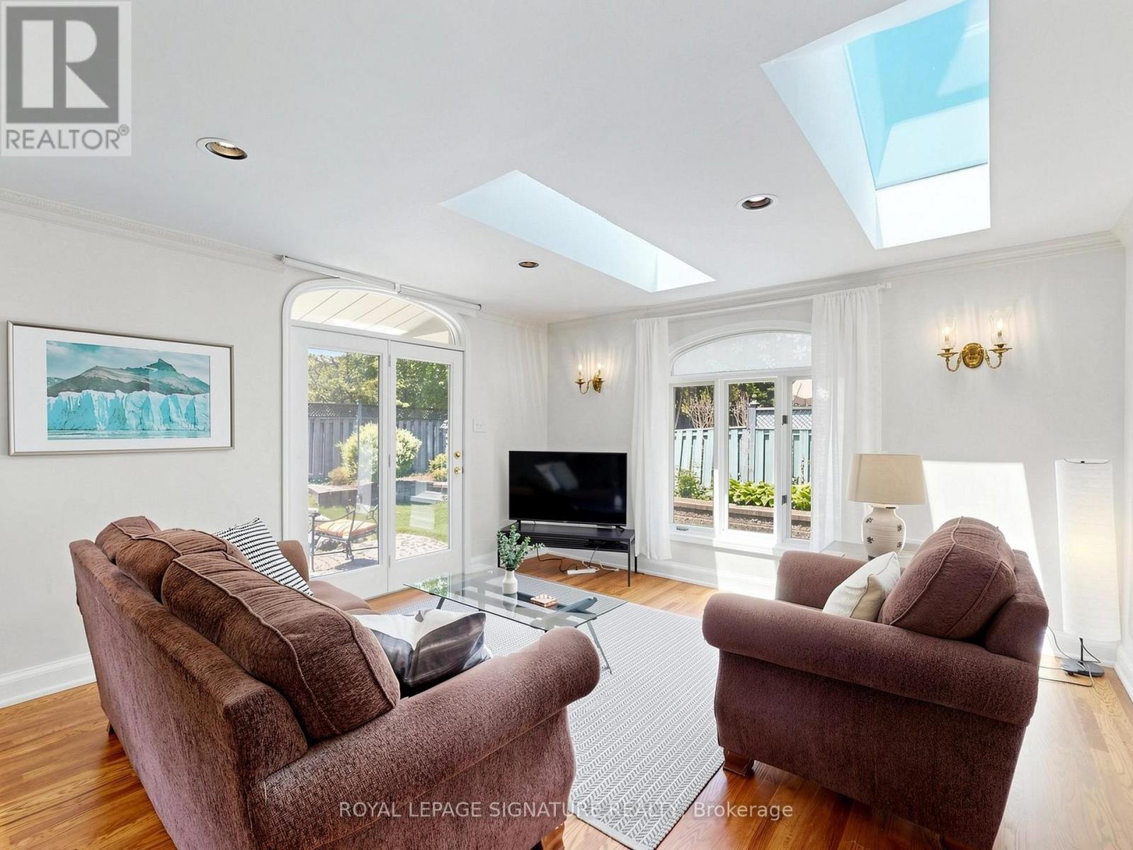 2094 Water's Edge Drive, Oakville, Ontario  L6L 1A4 - Photo 4 - W13624088