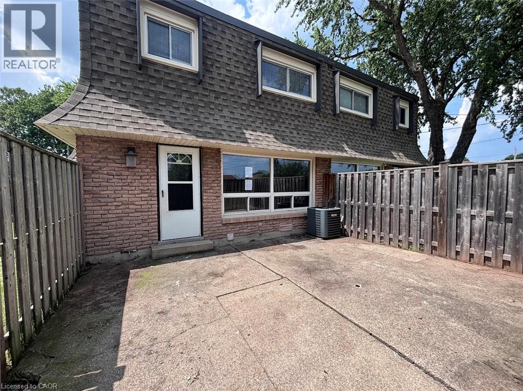 5 Viking Court Unit# 304, Grimsby, Ontario  L3M 3T8 - Photo 3 - 40852188