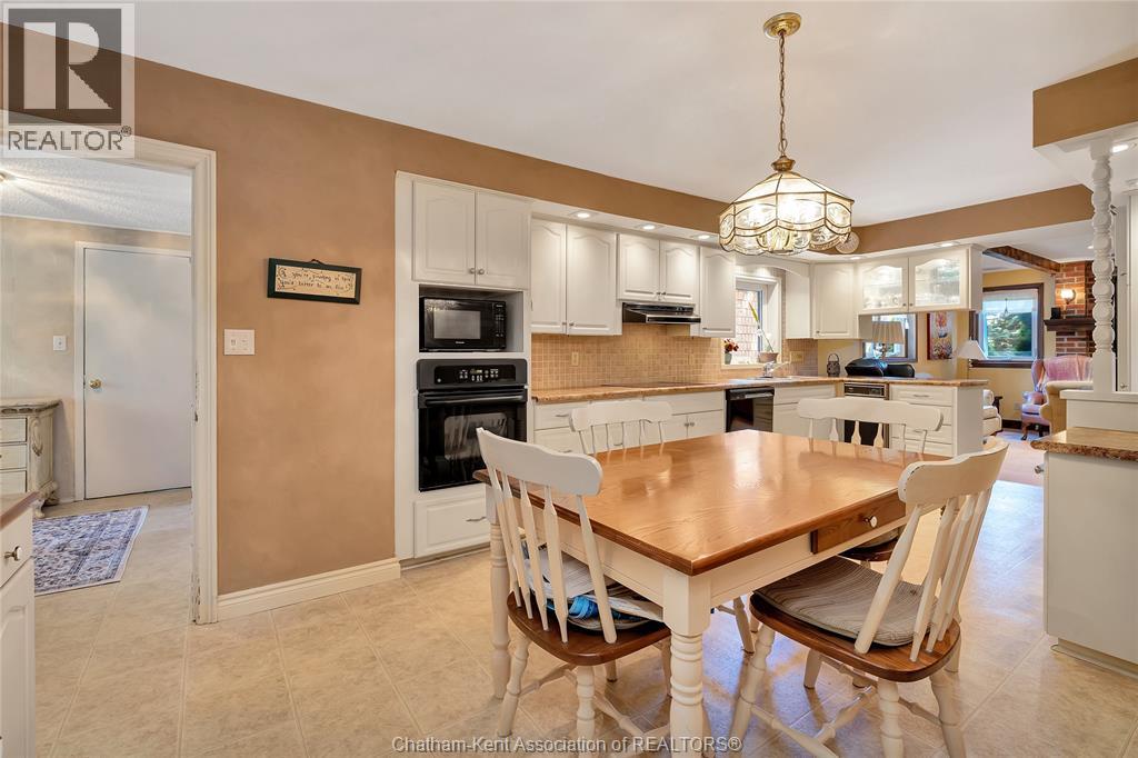 12980 Longwoods Road, Thamesville, Ontario  N0P 2K0 - Photo 13 - 26010124