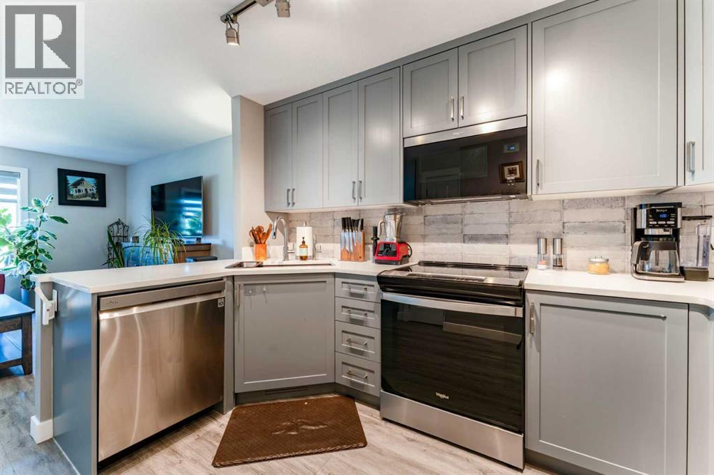 222 Bayside Point SW, Airdrie, Alberta  T4B 2X6 - Photo 8 - A2333531